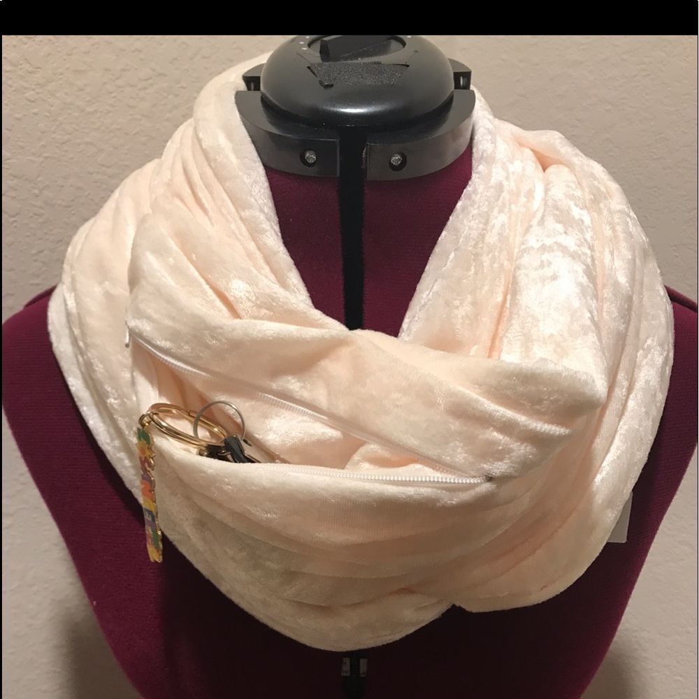 Handmade Infinity Scarf with a pocket